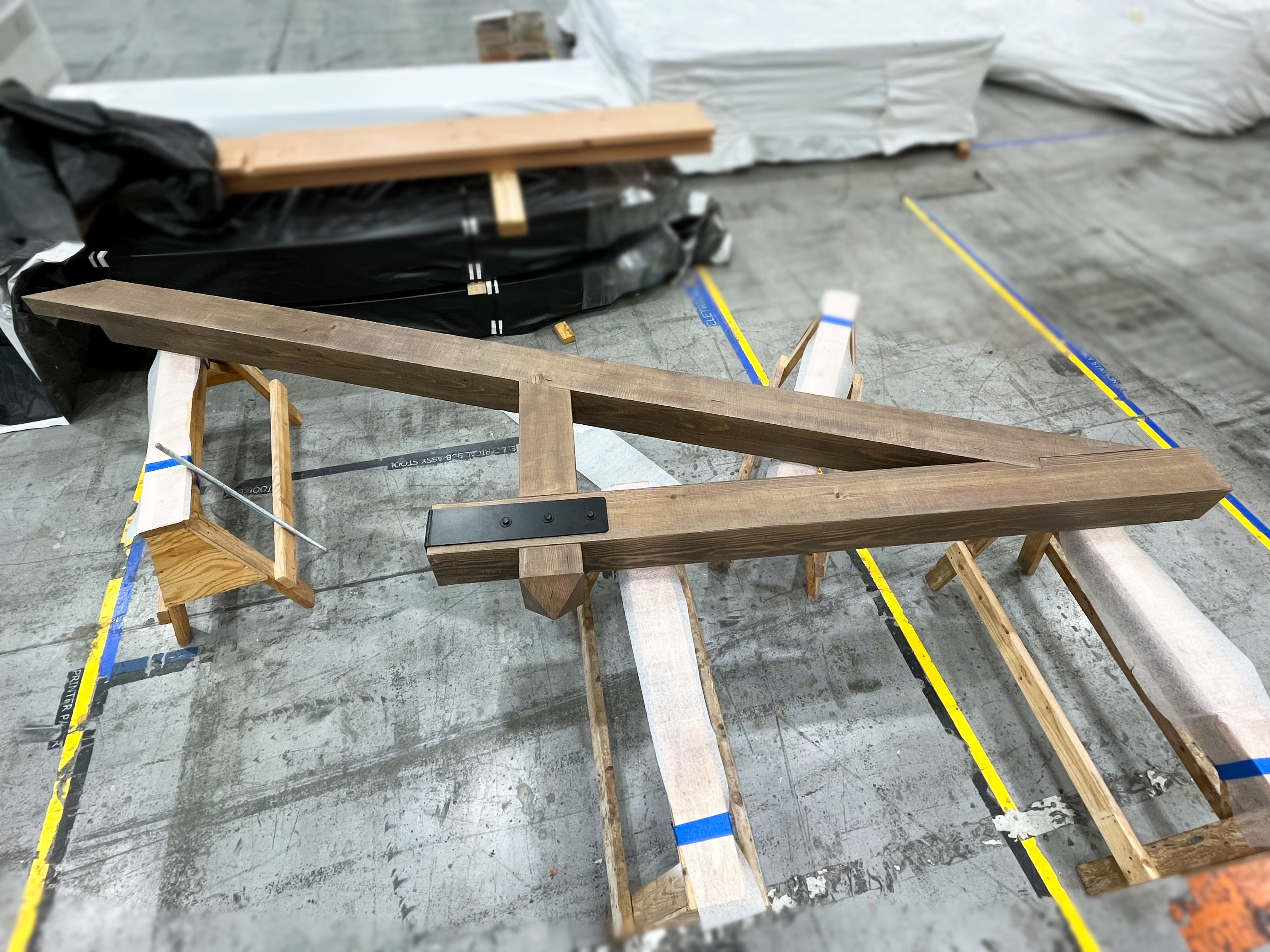 Poster Truss - Background Blurred