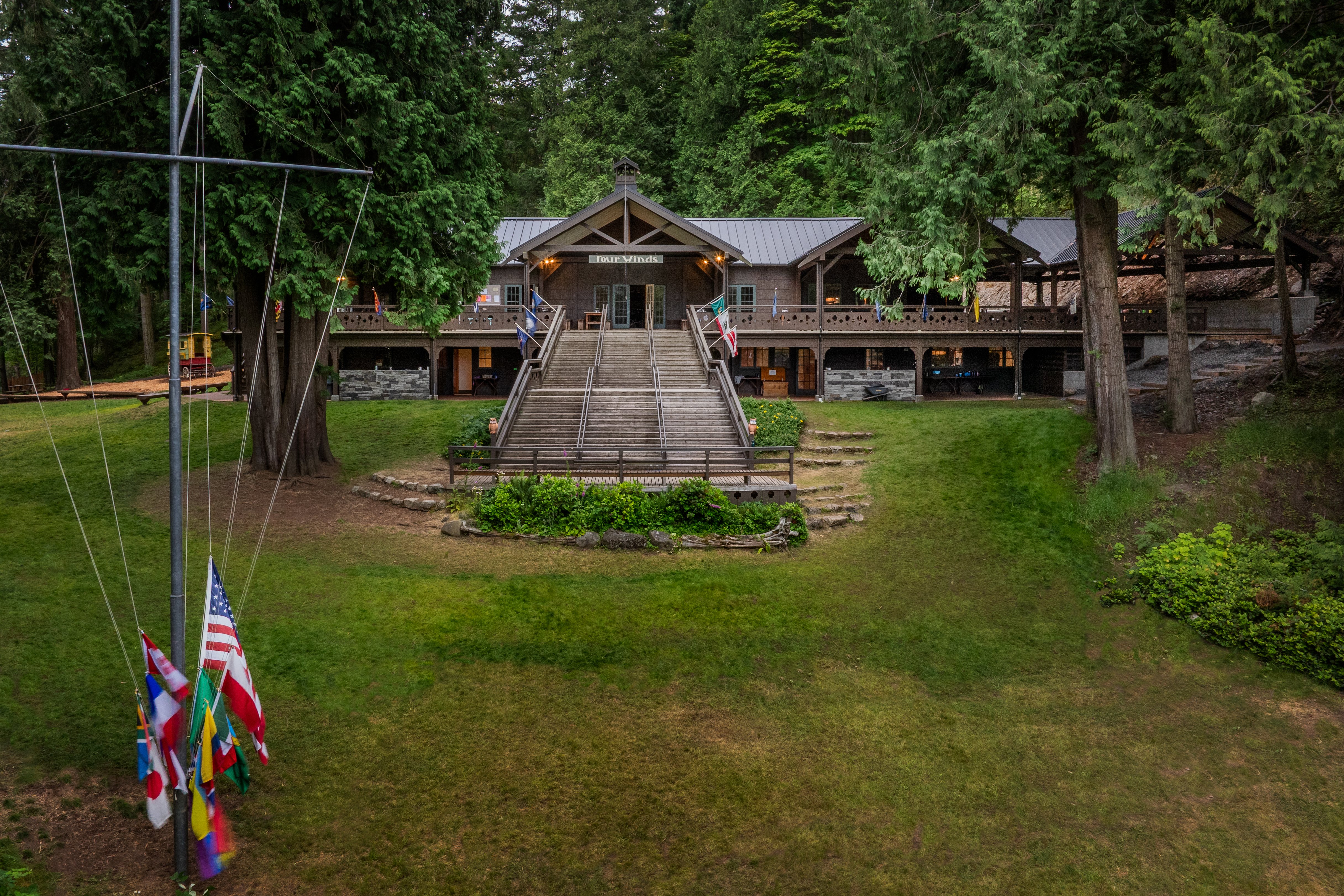 campFourWindsLodge_fullRes-13